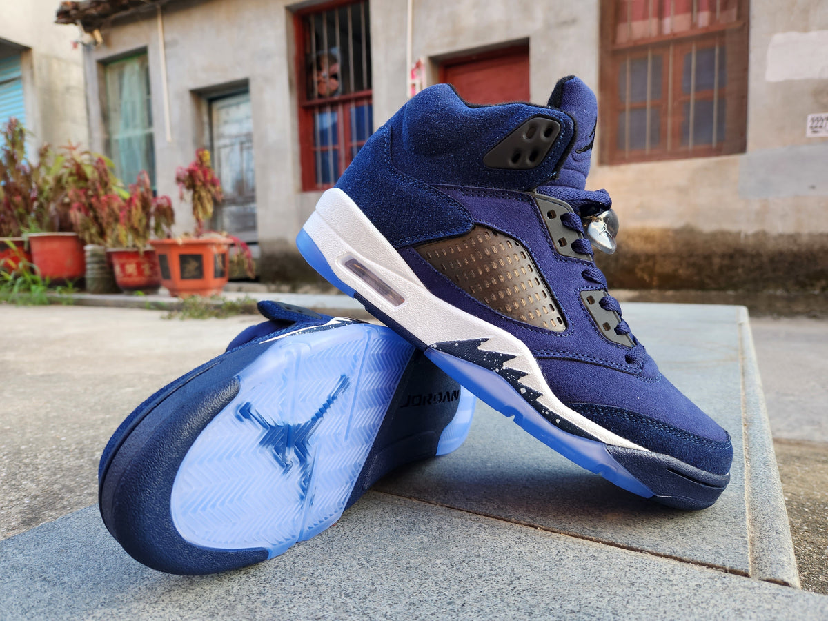Air Jordan 5 “Midnight Navy” Sneakers